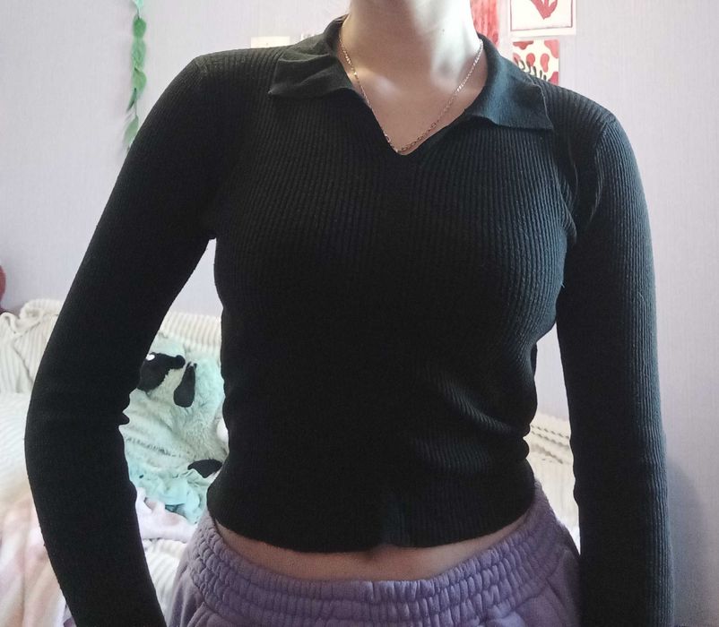 Кофтинка з коміром жіноча