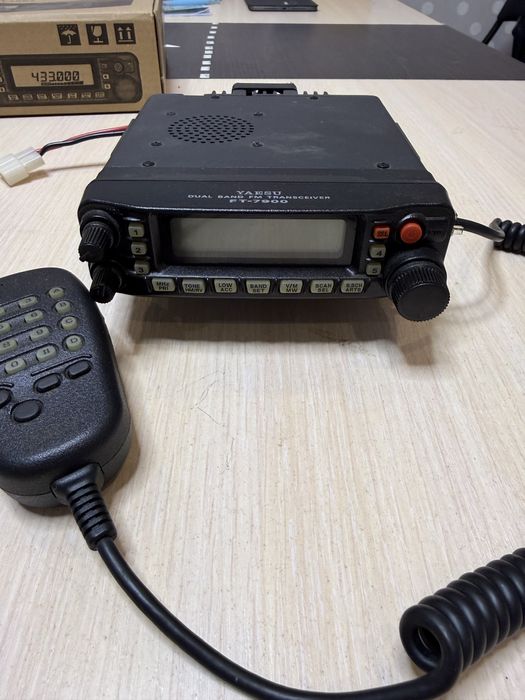 Yaesu FT-7900R, автомобільна радіостанція