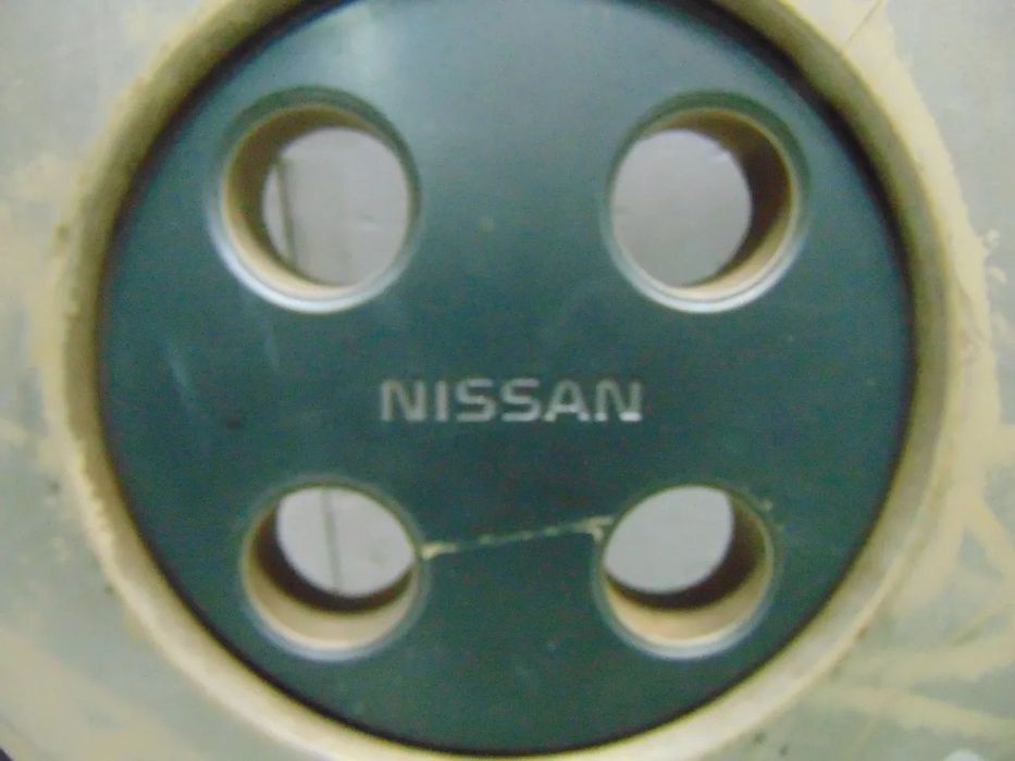 Nissan Vanette tampões roda