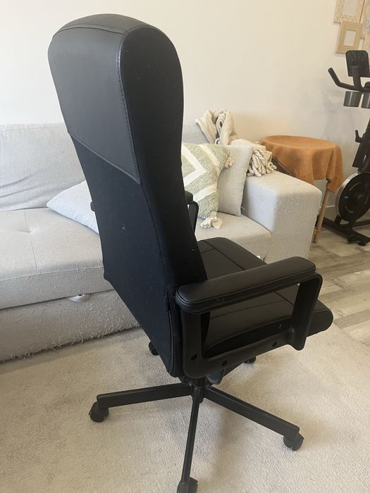 Cadeira de Escritório Ergonómica IKEA – Como Nova