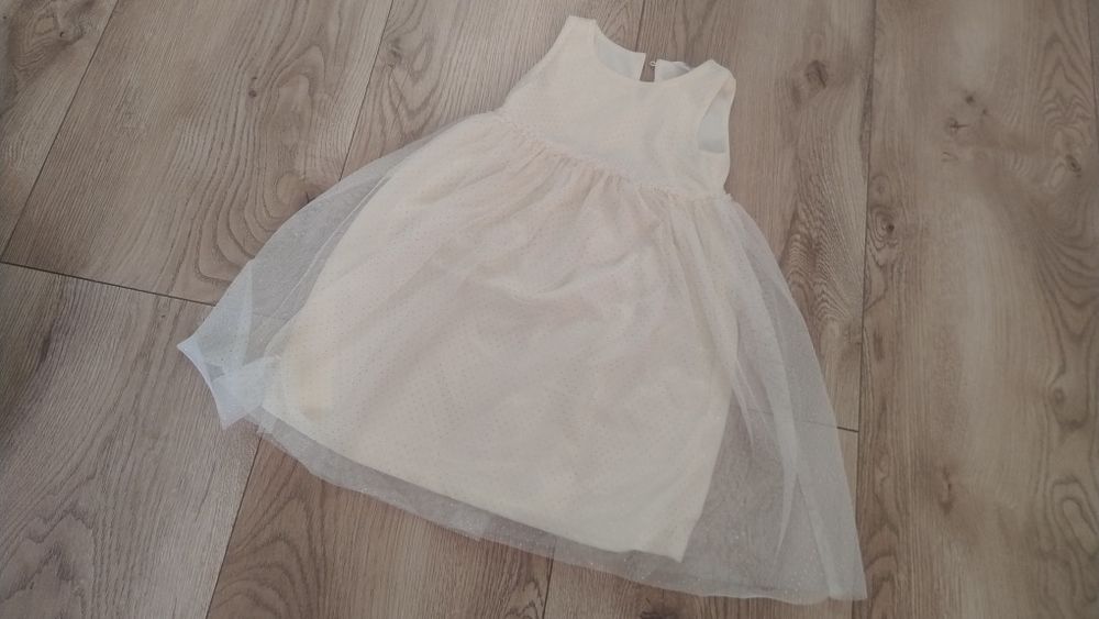 Sukienka r. 104 pepco