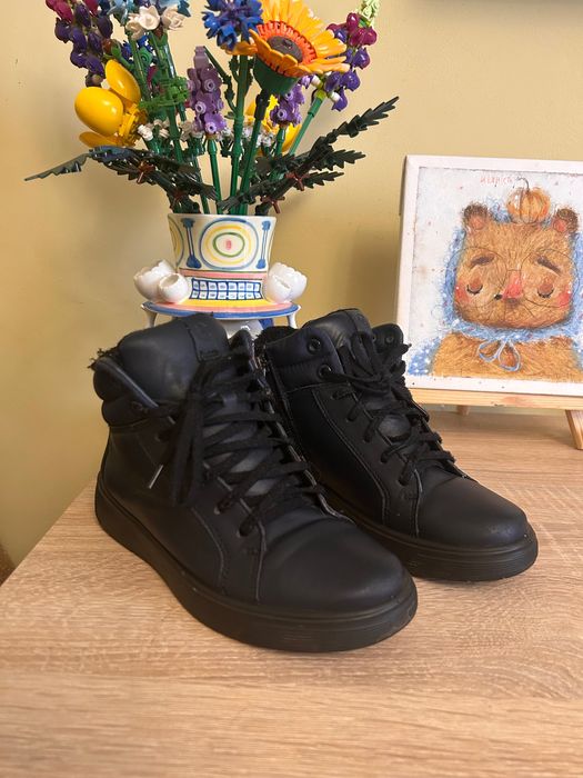 Дитячі шкіряні черевики Ecco, 33 розмір