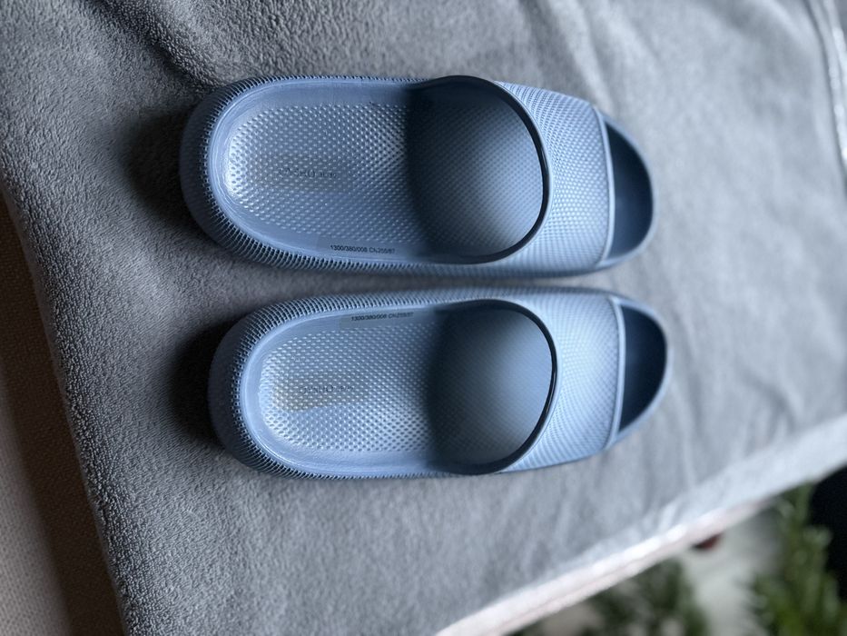 Klapki marki Oysho rozoar 38-39