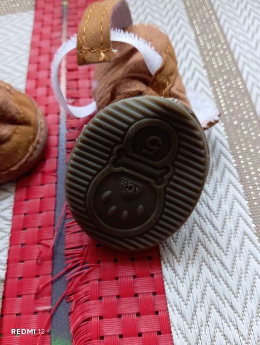 Обувь для собачки.