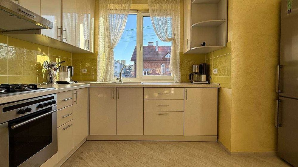 House in Sokilnyky, Panska Hora - View 4