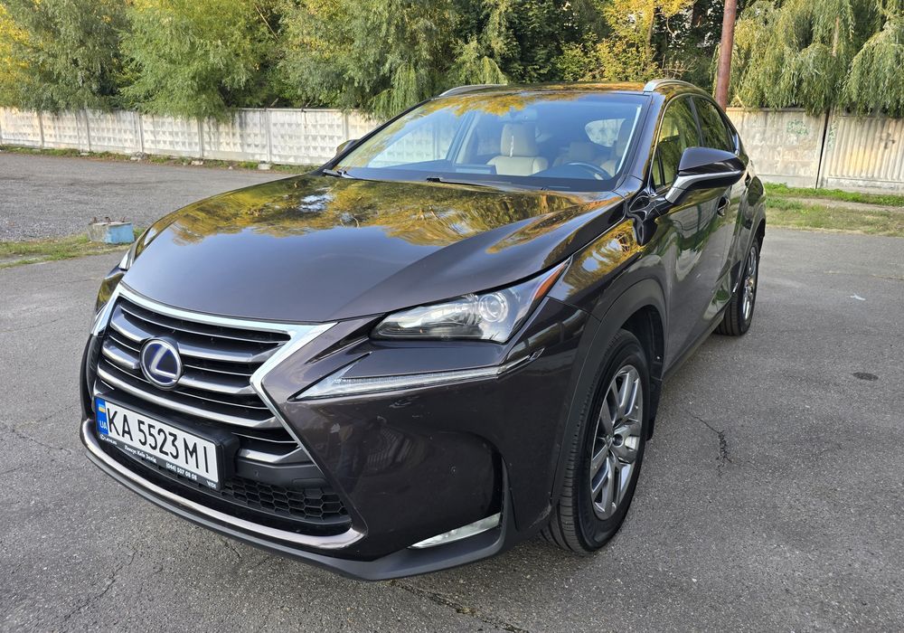 Lexus NX 300H 2015 авто для себе
