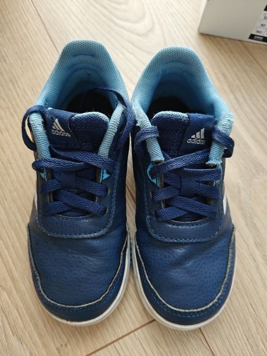 Buty sznurowane Adidas 30