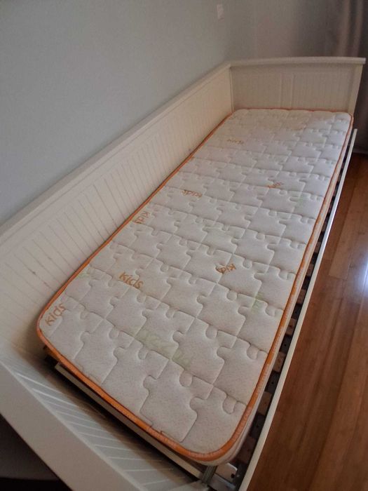 Cama de Solteiro com colchão de molas Lusocholchão