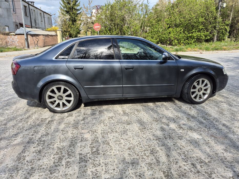 Audi a4b6 sedan 1.9