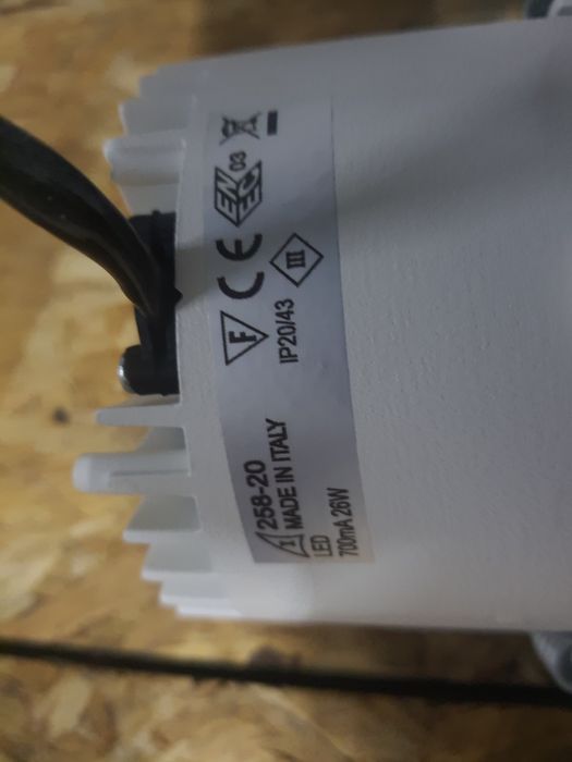 Vendo Focus Led Novos