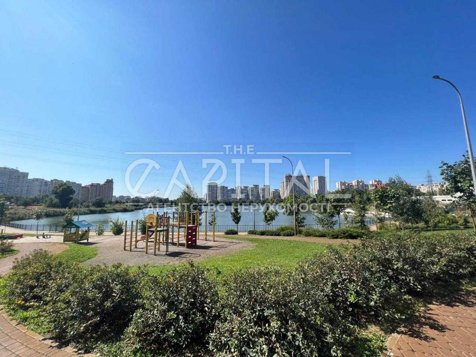 Продаж  Квартира ЖК Лебединый 42м2 вулиця Ревуцького Київ