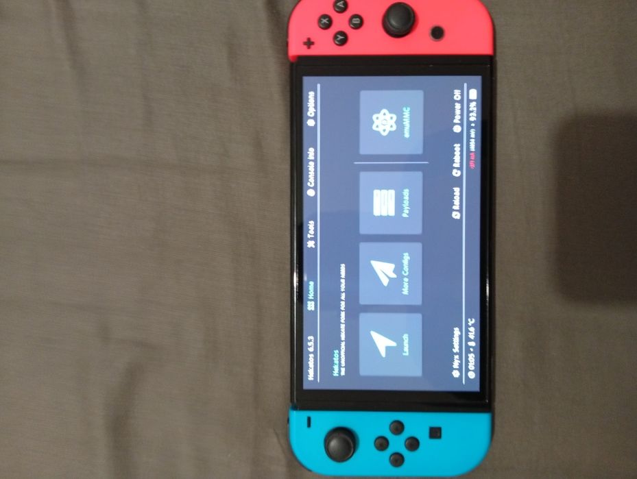 Nintendo Switch OLED desbloqueada