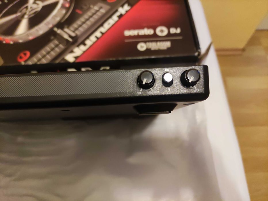 Numark NV II kontroler DJ, 4 kanałowy, konsola mikser