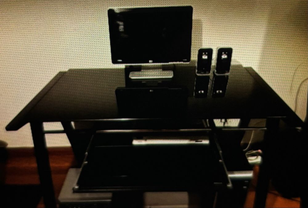 Secretaria em Vidro Temperado como novaPreto