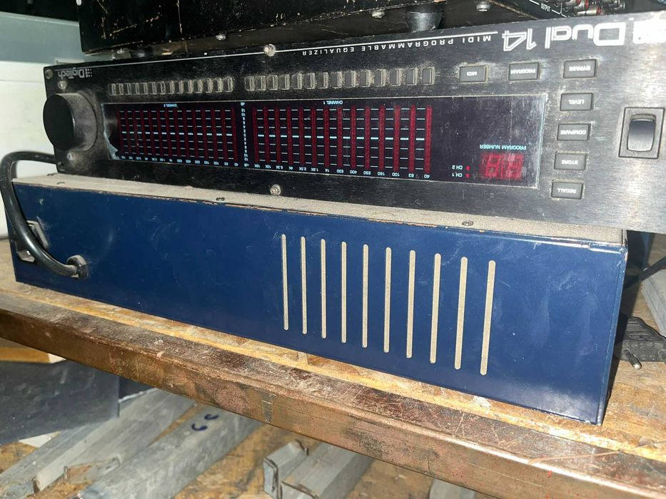 Equalizador DigiTech MEQ Dual 14 — usado, um canal avariado