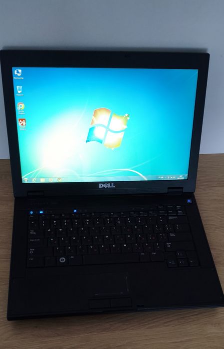 Ноутбук для роботи Dell e5400