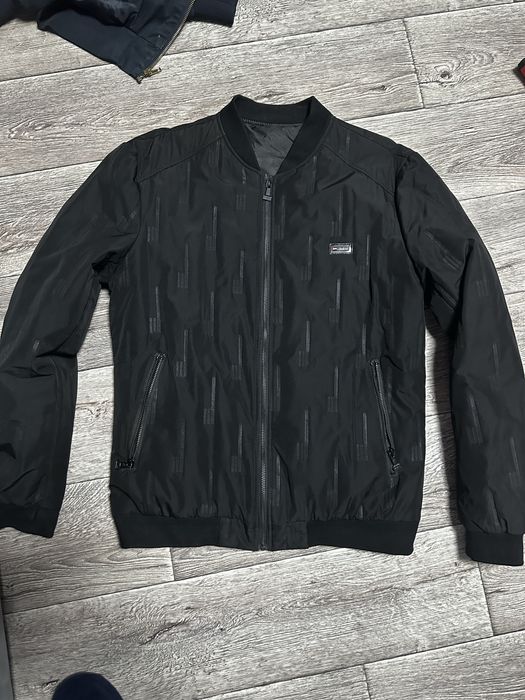 Продам куртку мужскую