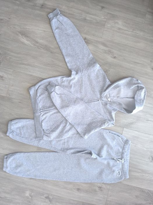 Dres szary H&M r. 146