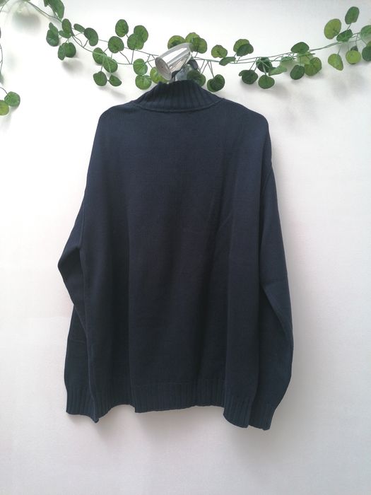 Camisola Azul Escura de Homem