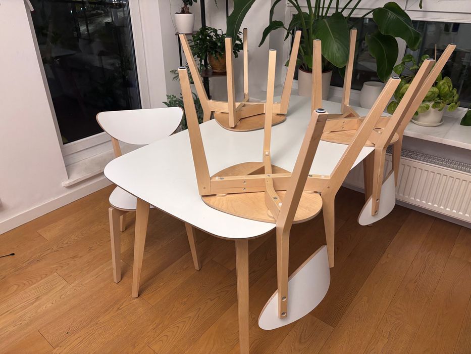 Nowoczesny stół + 4 krzesła