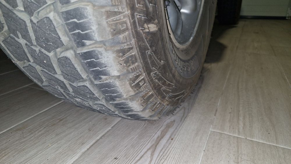 Pneus 31x10.5 r15 negociável