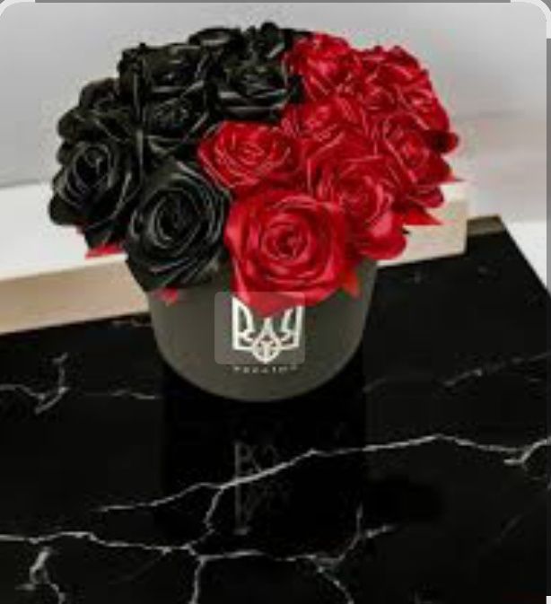 Троянди із атласної стрічки