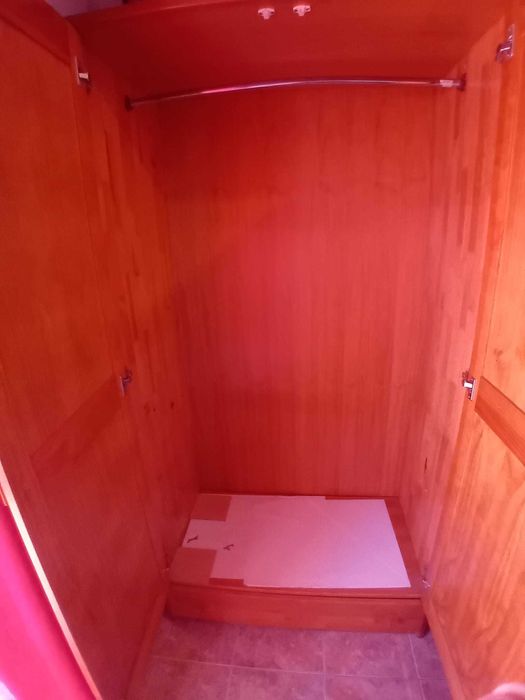 Venda de mobilia de quarto