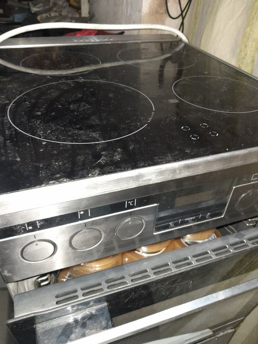 Płyta ceramiczna simens  piekarnik amica 50 cm