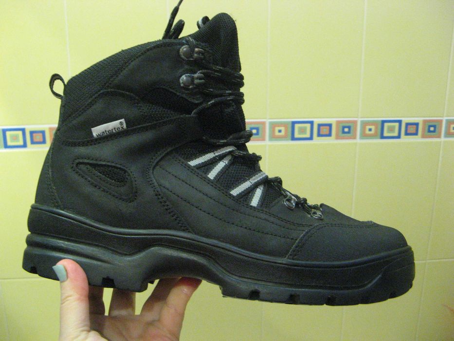 Кроссовки на мембране Waterproof 45