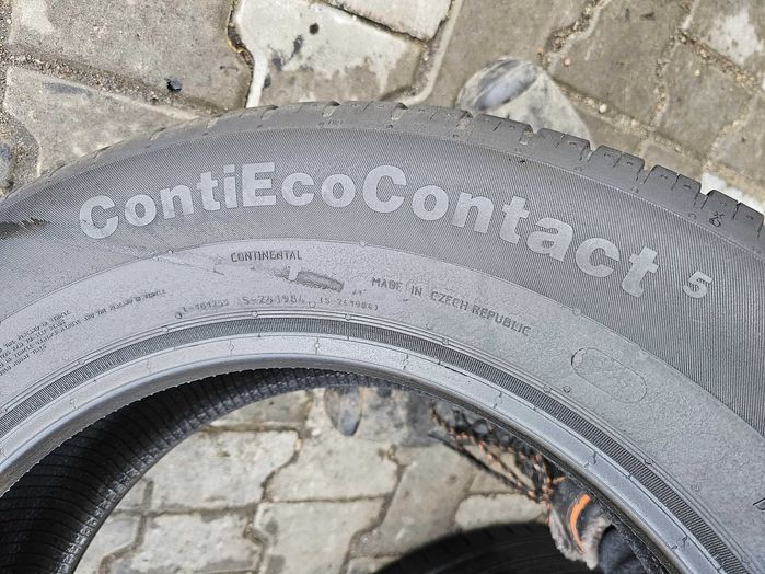 Lato Continental 215/65 R17