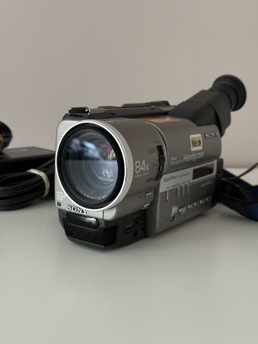 Sony CCD-TR3200E Hi8 Retro Kamera