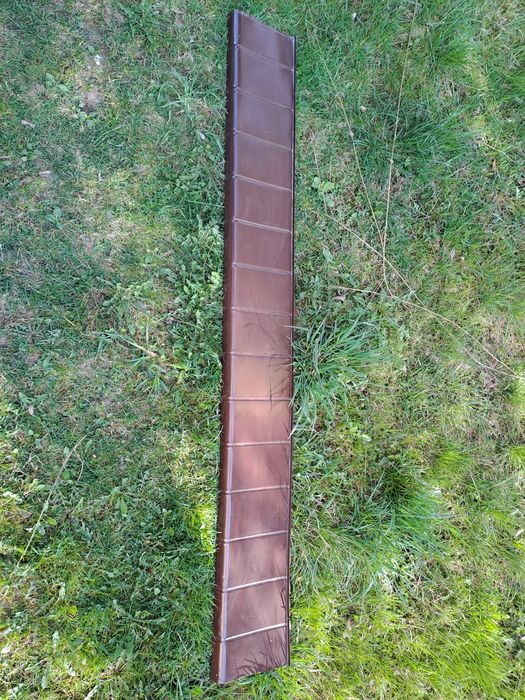 Parapet  zewnętrzny