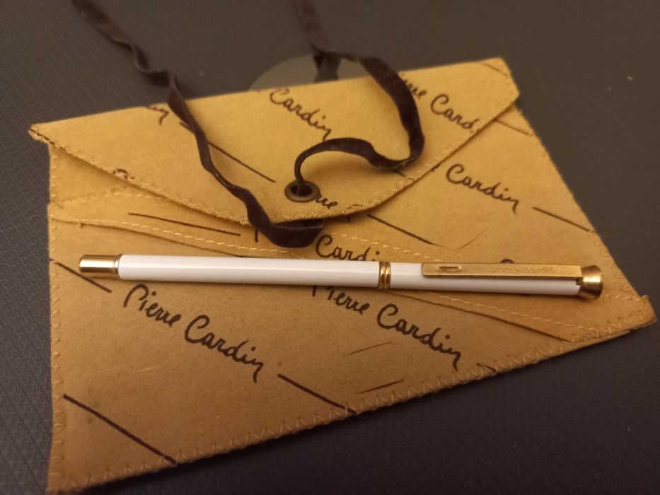 Caneta miniatura Pierre Cardin