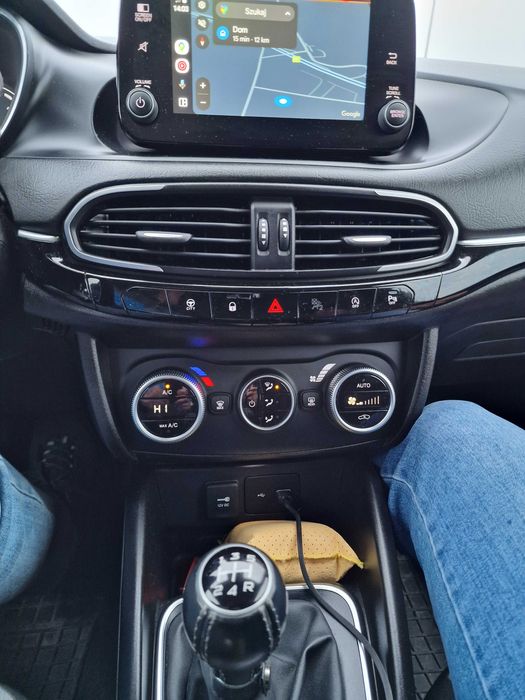 Fiat cross 2021 rok
