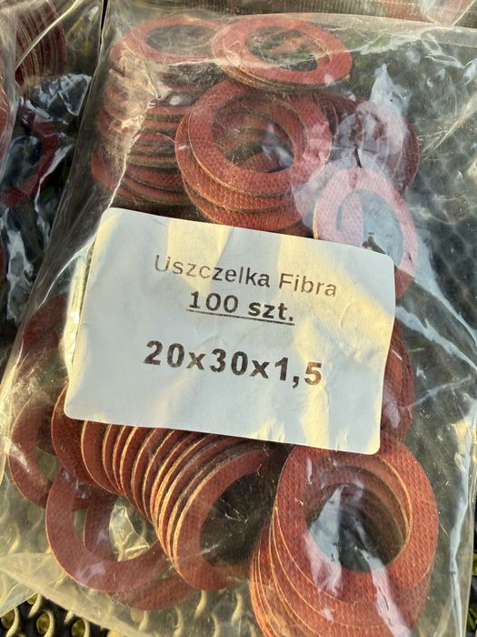 Uszczelki fibrowe 600 szt wymiar 20x30x1,5 mm 100 szt. Fibra do śrubunków CO Woda