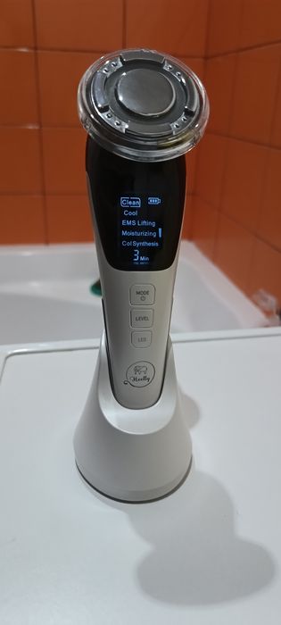 Masażer do twarzy Heelly mezoterapia bezigłowa  EMS 5w1 lifting
