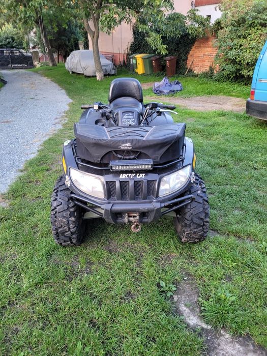 Quad   Arctic- cat