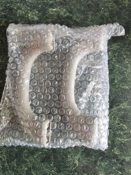 Салонные потолочные ручки