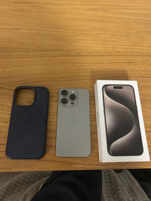 iPhone 15 Pro idealny stan