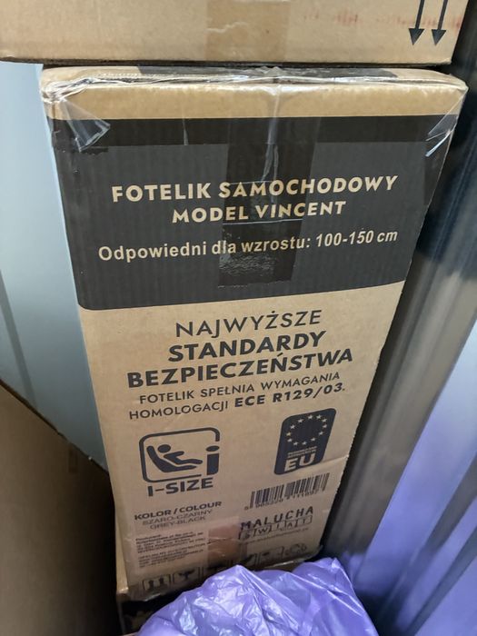 Fotelik do samochodu