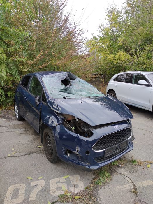 Форд Фиеста после ДТП