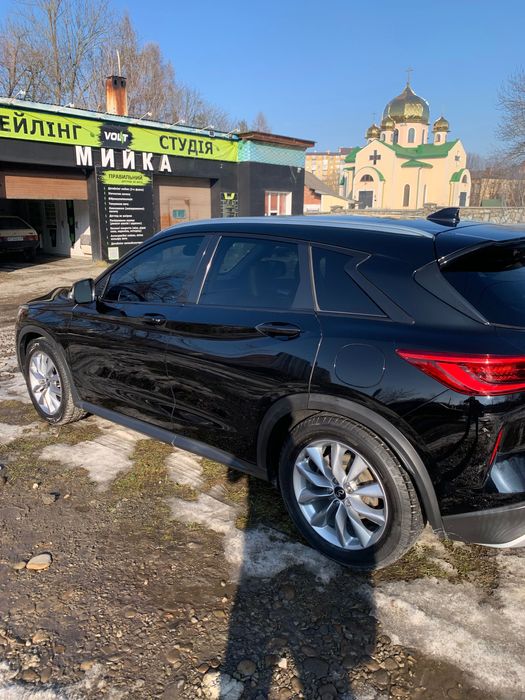 Infinity Qx50 кросовер