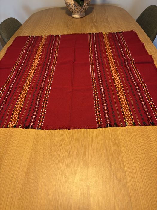 Naperon 78x78 novo e colorido