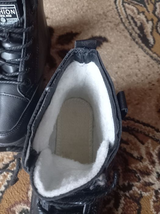 Ботинки зимние 37