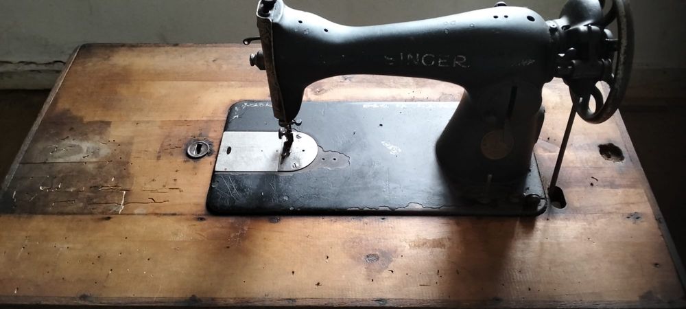 Máquina Costura Singer