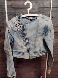 Джинсовая куртка косуха с заклепками