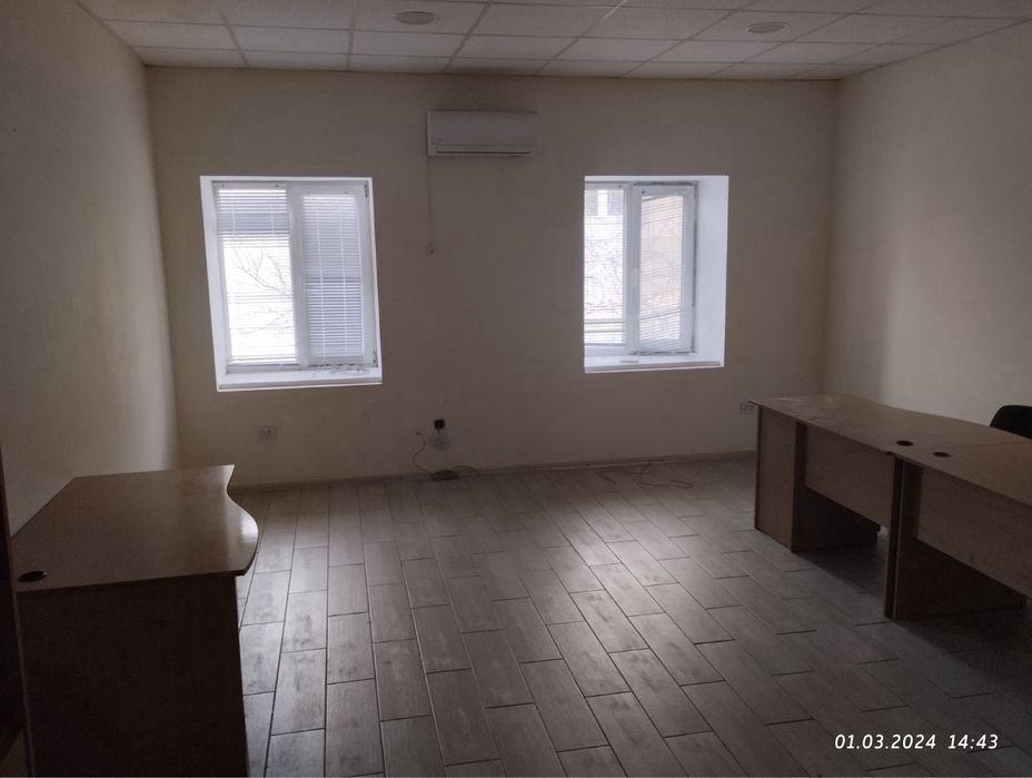 Аренда офиса 26 м2 на Троицкой в районе авторынка