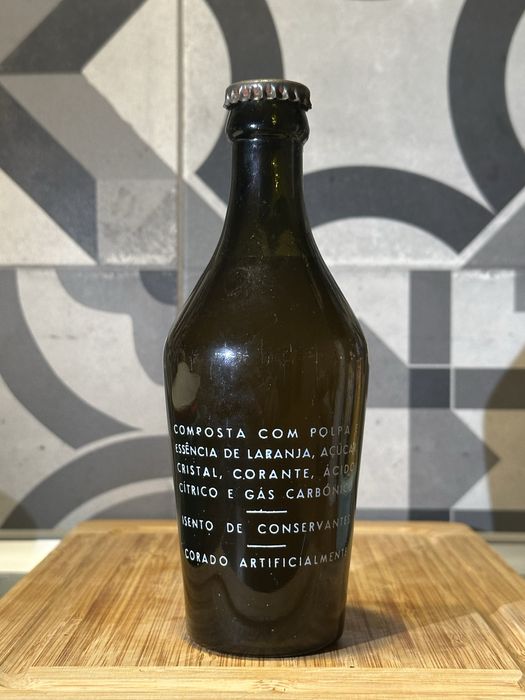 Garrafa pirogravada Refrigerantes JAL Serpa selada