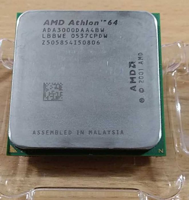 Processeur AMD Athlon 64 3000+ - Socket 939, 1.8 GHz, 1 Cœur - Occasion Testé OK
