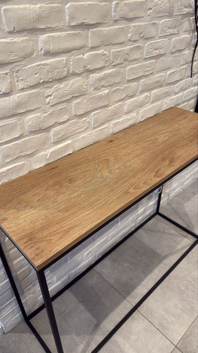 Konsola na metalowych nóżkach Hugle 110x80x35